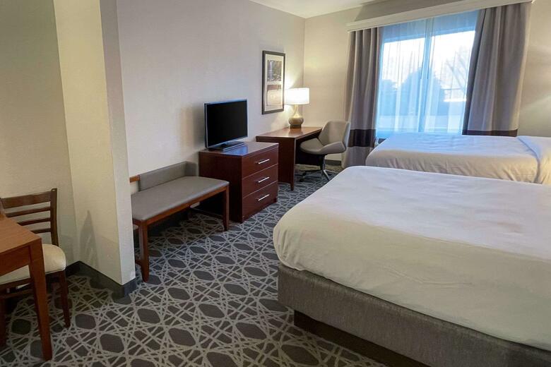 Holiday Inn Express Hotel & Suites Brevard