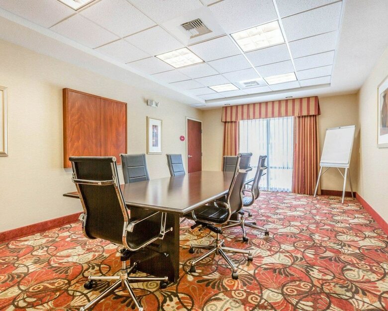Hotel Comfort Suites Blythe