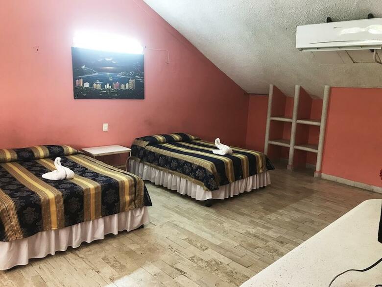 Hotel Canaima Acapulco