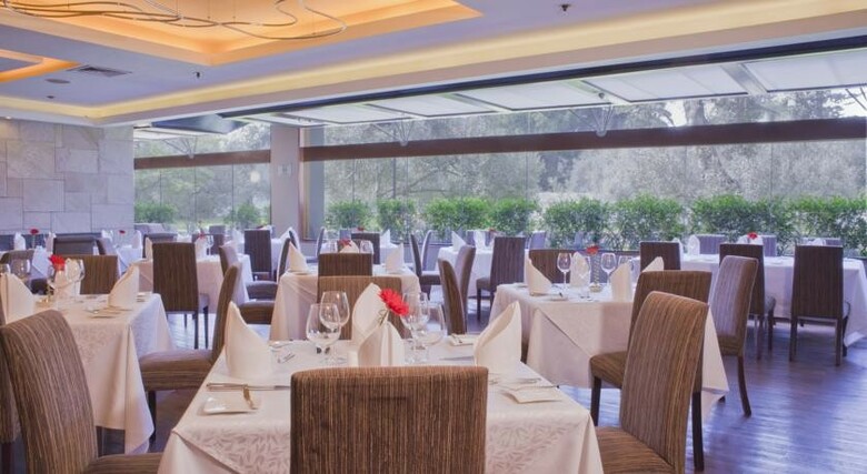 Sonesta Hotel El Olivar