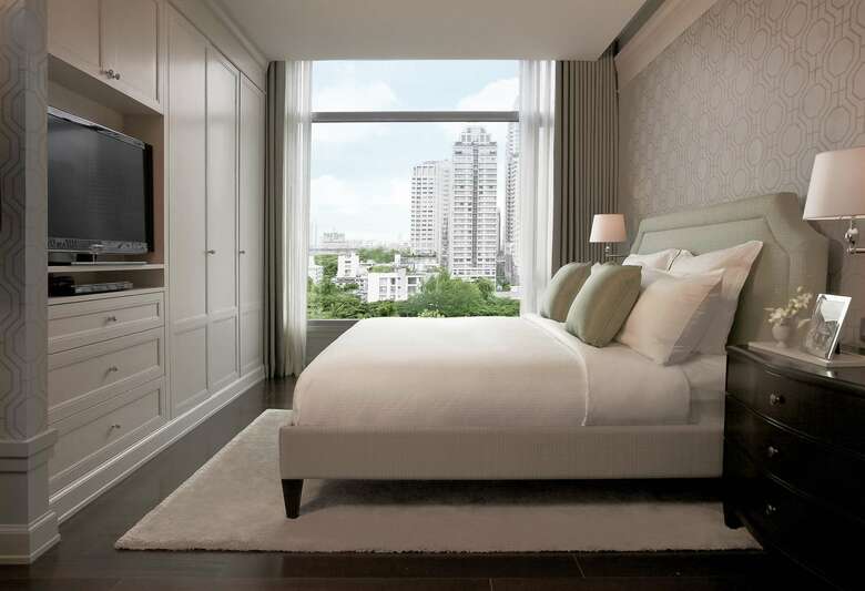Hotel Oriental Residence Bangkok