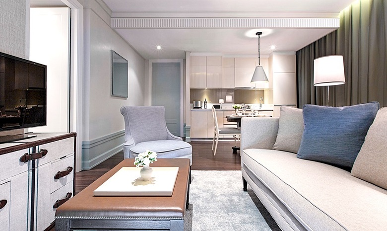 Hotel Oriental Residence Bangkok