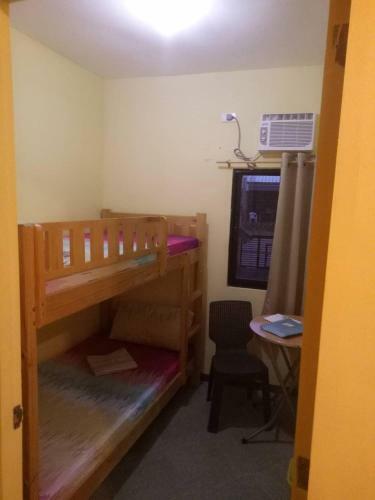 Hostal Robertos Dutch Inn