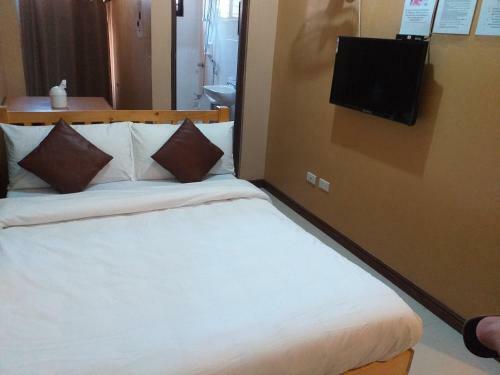 Hostal Robertos Dutch Inn