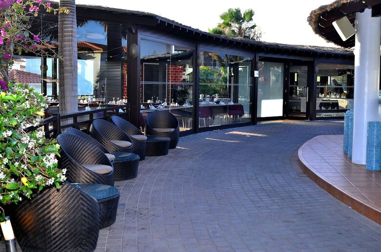 Hotel Melia Tortuga Beach Resort