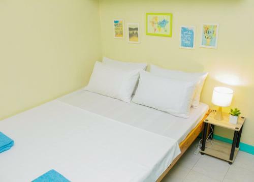 Nomadsmnl Backpackers Homestay