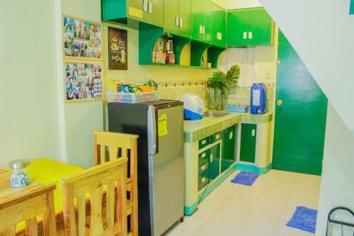 Nomadsmnl Backpackers Homestay