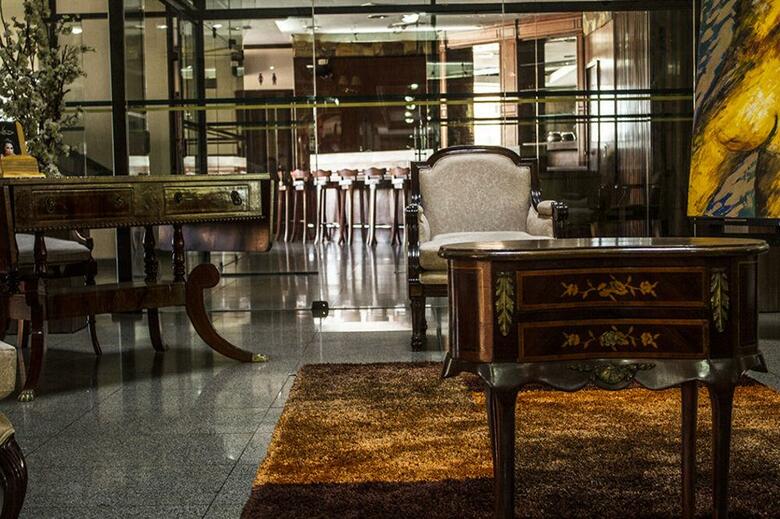 Hotel Toborochi Suites