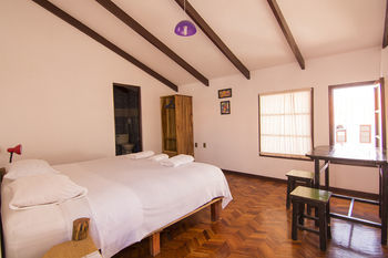 Hotel Hostal Casarte Takubamba