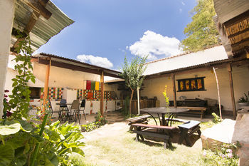 Hotel Hostal Casarte Takubamba