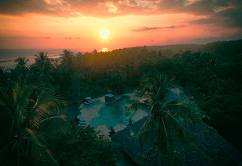 Hotel Clandestino Beach Resort