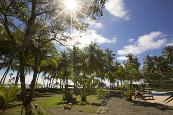 Hotel Clandestino Beach Resort