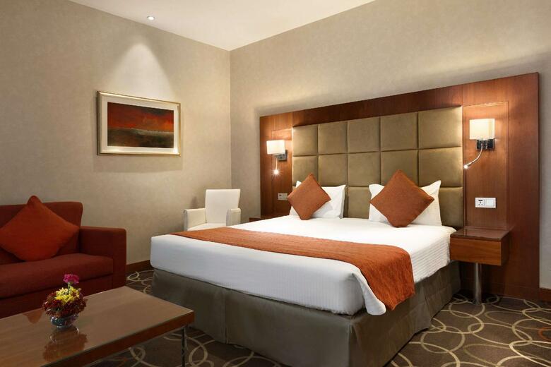 Montreal Barsha Hotel