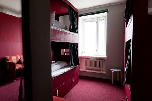 My� Hostel