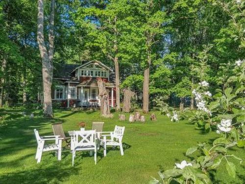 Holiday Home Villa Vanha Passi