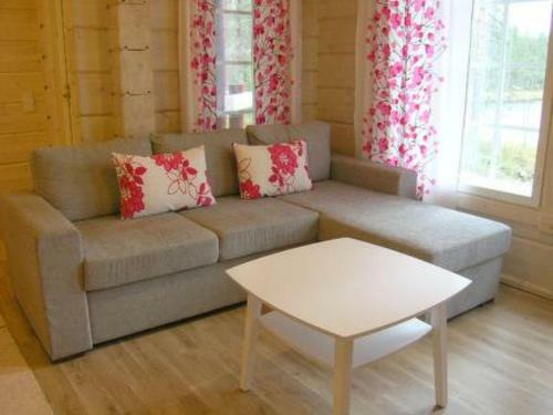 Holiday Home Lumimarja