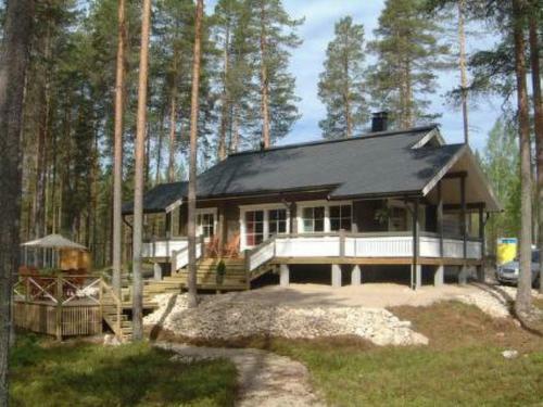 Holiday Home Tuomontupa