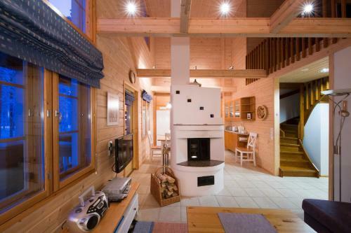 Polar Star Chalet Vaara