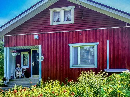 Holiday Home Luonnonhelma