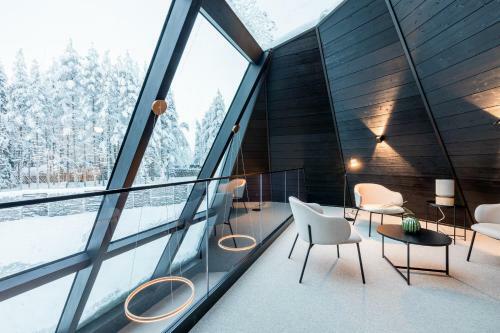 Hotel Glass Resort