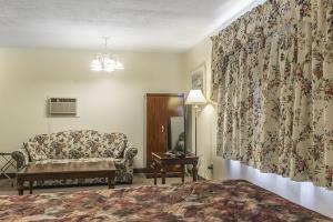 Hotel Econo Lodge  Inn & Suites