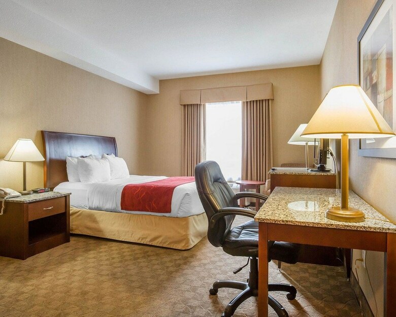 Hotel Comfort Inn & Suites