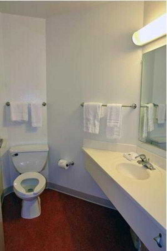 Hotel Motel 6 Portsmouth