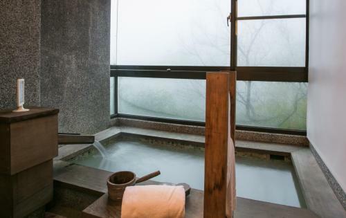 Tsuwu Hot Spring