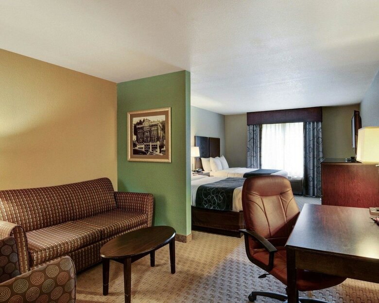 Hotel Comfort Suites