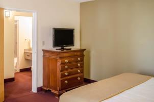 Hotel Quality Inn & Suites