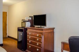 Hotel Quality Inn & Suites