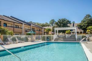 Hotel Quality Inn & Suites