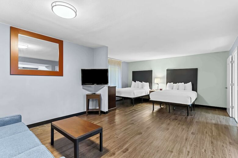 Hotel Mainstay Suites