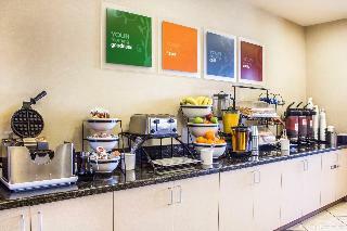 Hotel Comfort Inn & Suites