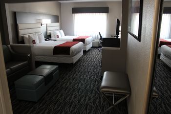 Hotel Comfort Suites Vista Ridge Mall