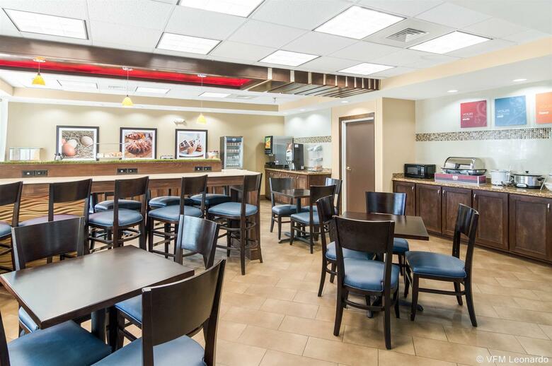 Hotel Comfort Suites