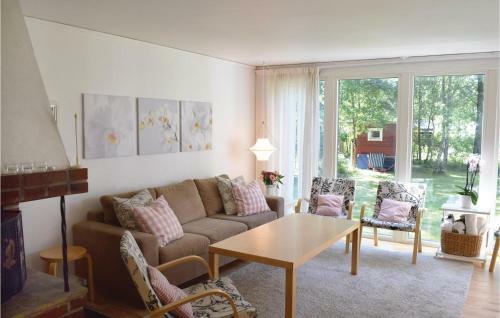 Three-bedroom Apartment In Haverdal