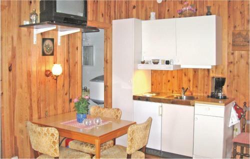 Two-bedroom Holiday Home In Hemse