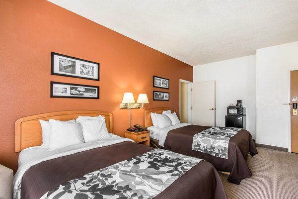 Hotel Sleep Inn & Suites