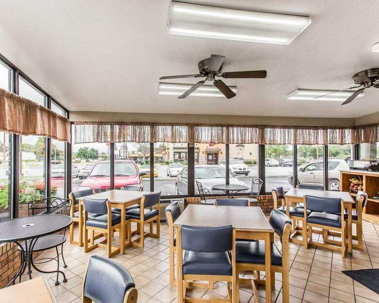 Hotel Econo Lodge