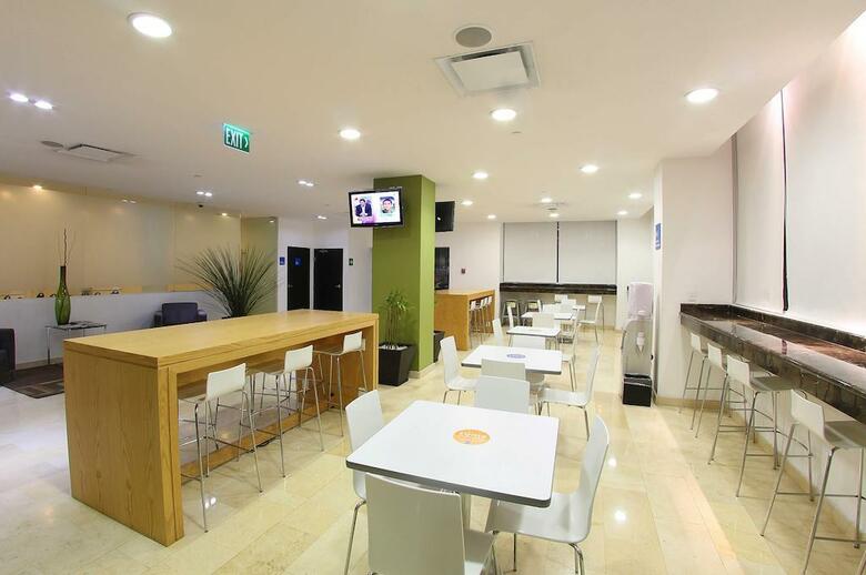 Hotel One Culiacan Forum