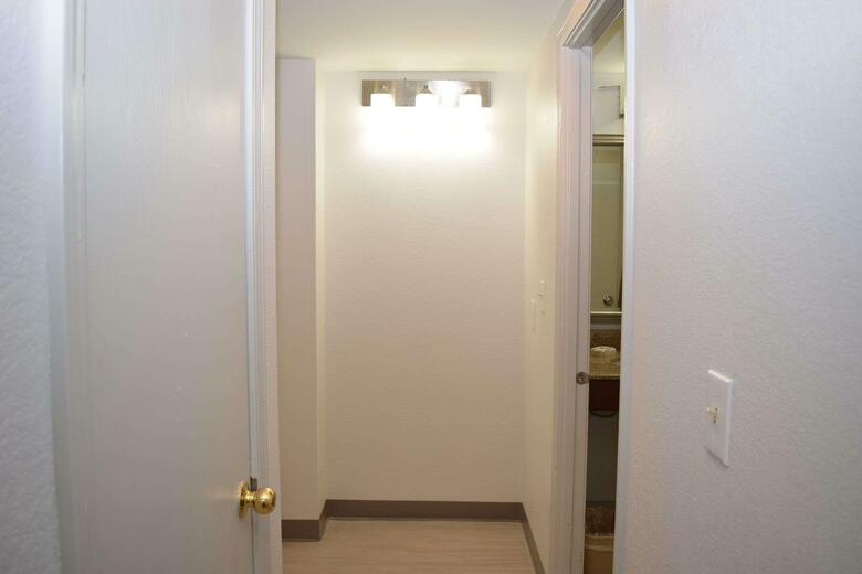 Hotel Comfort Inn Carrier Circle