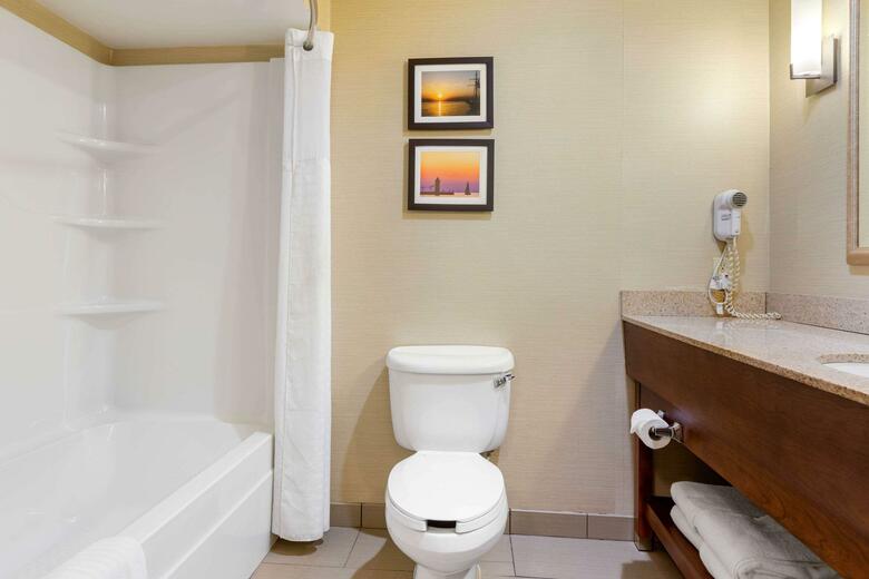 Hotel Comfort Suites
