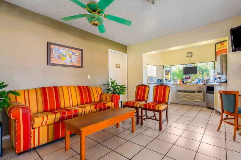Hotel Econo Lodge