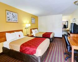 Hotel Econo Lodge Near Motor Speedway