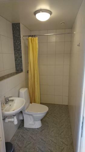Hostal Tossene Vandrahem