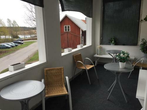 Hotel H�jdens L�gprishotell