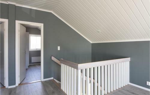Four-bedroom Holiday Home In Stromstad
