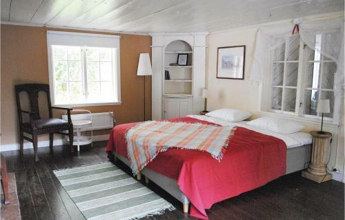 Three-bedroom Holiday Home In Sodertalje
