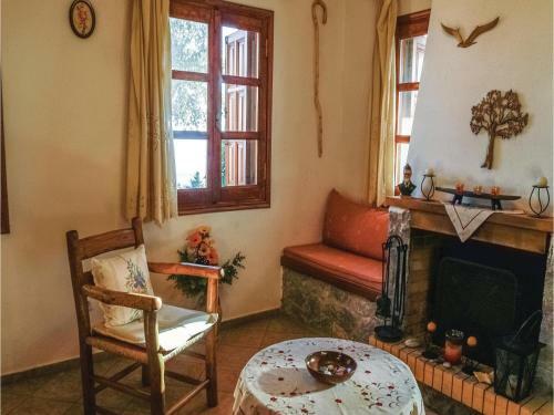 Five-bedroom Holiday Home In Agios Vasilios